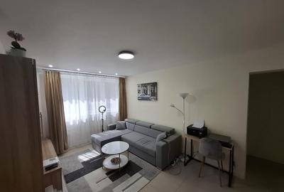 Apartament cu 3 camere decomandat în Doina - 10