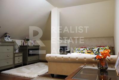 Casă cu 9 camere cu Canalizare în Bucium - 15