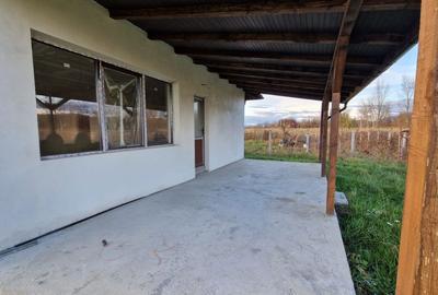 Casa de vanzare, Catalina, 3 dormitoare, 9 ari Comision 0% - 10