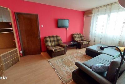 Apartament cu 3 camere semidecomandat, mobilat în Dristor - 1