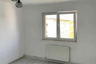 Apartament cu 2 camere semidecomandat în Florilor - 5