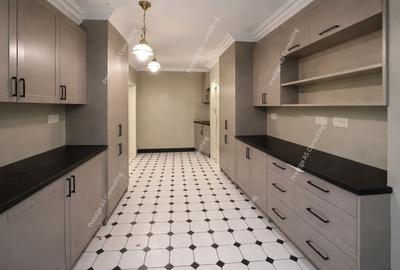 Apartament cu 3 camere decomandat în Central - 22