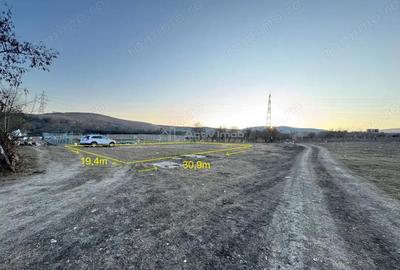 Teren de 678 mp, în Titu Maiorescu - 1