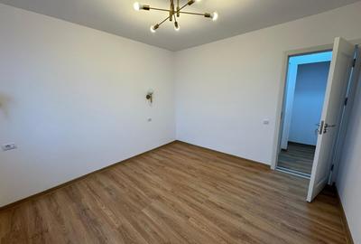 63000 euro, NEGOCIABIL, 2 camere, 50mp, Micro16 - 8