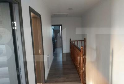 Casă cu 5 camere cu Teren 250 Mp în Central - 4