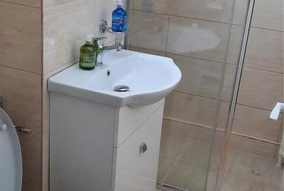 Garsonieră decomandată în UMT
