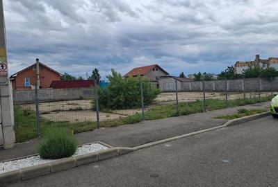 Teren de 544 mp, în Central - 2