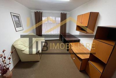 Apartament cu 2 camere decomandat în Corina