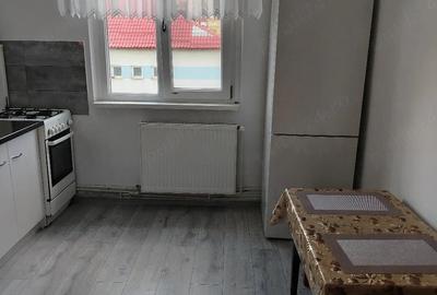 Garsonieră decomandată în Central - 7