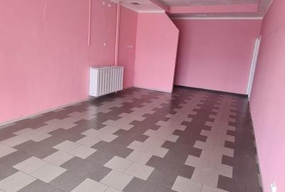 Birou, de 122 mp, în Decebal - 7