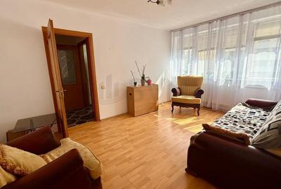 REA1025785 Apartament 3 camere I Piata Iancului I Metrou - 1