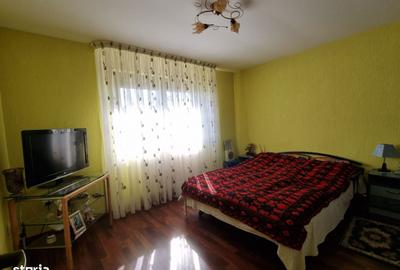 Casă cu 5 camere cu Canalizare în Brănești - 4