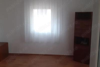 Casă cu 3 camere în Central - 1