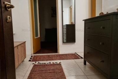 Garsoniera decomandata |  mobilata si utilata |  zona Militari - 8