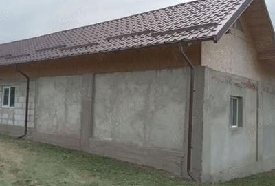 Casa de vanzare cu teren Casa de vanzare cu teren - 4