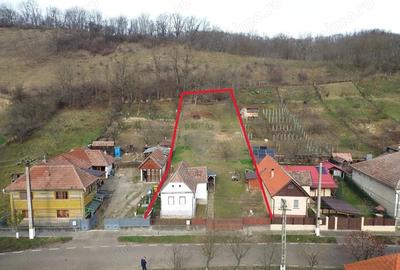 Casă cu 2 camere cu Teren 775 Mp în Păucea - 12