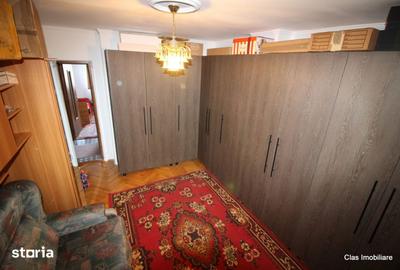 Apartament cu 4 camere decomandat în Central - 4