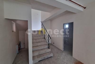 Duplex cu 5 camere cu Canalizare în Iris - 7