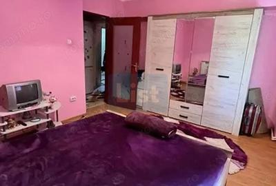 Apartament cu 3 camere decomandat în Buzaului