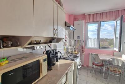 Apartament cu 3 camere semidecomandat, mobilat în Circumvalațiunii - 1