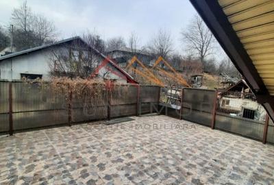 Vila 7 camere, an 1984, garaj, terasa, teren 604 m2, Poiana Campina,PH - 8