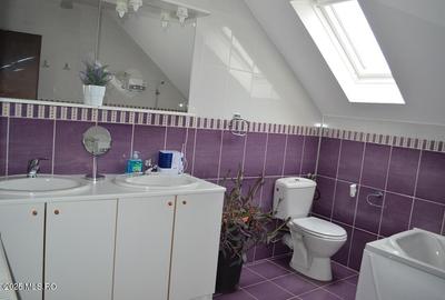 Glambocu - Bascov, Casa constructie 2008, teren 1066 mp! - 20