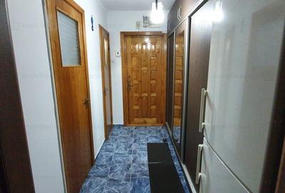 Apartament cu 3 camere decomandat în Exterior Vest - 3