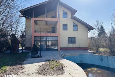 Casă cu 7 camere cu Teren 2500 Mp în Chiajna - 17