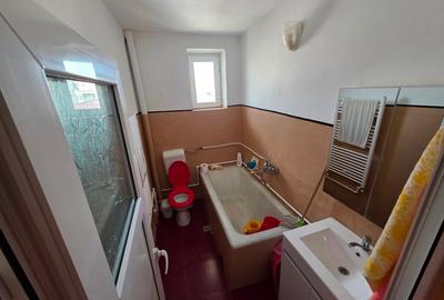 Apartament cu 3 camere semidecomandat, mobilat în Central - 5