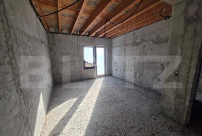 Casă cu 7 camere cu Teren 500 Mp în Central - 6