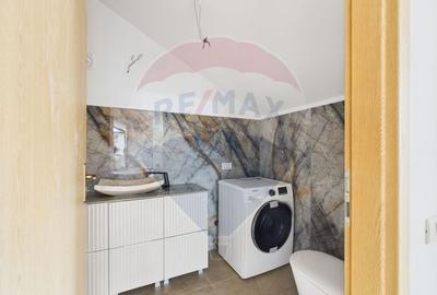 Casă cu 5 camere cu Teren 270 Mp în Corbeanca - 10
