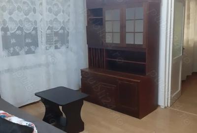 Inchiriez apartament 2 camere etaj 1 - 8