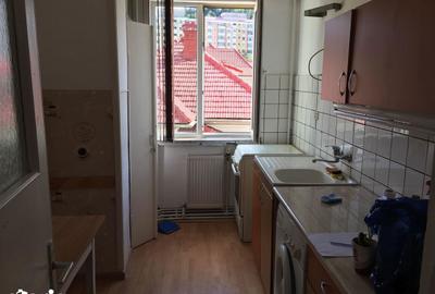 Apartament cu 2 camere decomandat în Sud