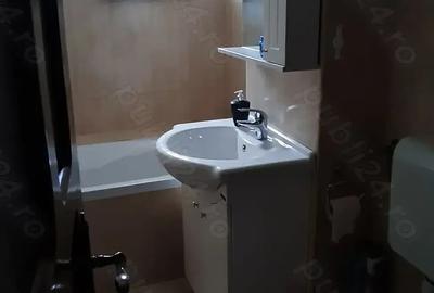 Proprietar inchiriez garsoniera decomandata , Et. 3, pe mijloc Deva zona Penny - 9