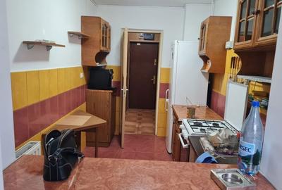 Apartament cu 2 camere semidecomandat în Hărmanului - 12