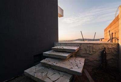 Casă cu 5 camere cu Teren 900 Mp în Oncea - 38