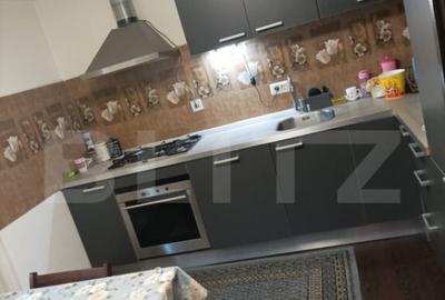 Casă cu 4 camere cu Teren 828 Mp în Central - 9