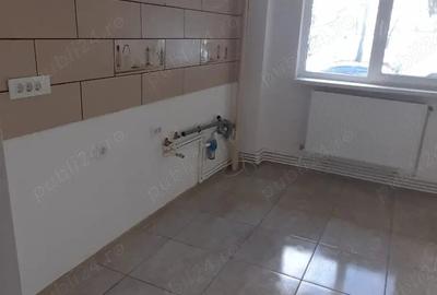 Apartament cu 3 camere decomandat în Obor - 3