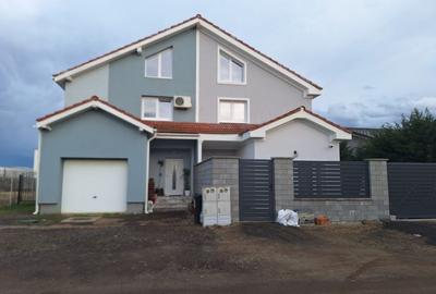 Duplex cu 5 camere cu Teren 350 Mp în Dumbrăvița - 1