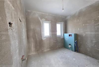 Casă cu 5 camere cu Teren 270 Mp în Giroc - 1