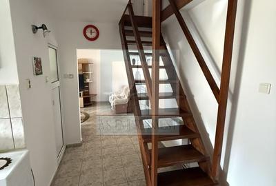 Apartament cu 4 camere decomandat în Răcădău - 8