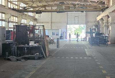 Spațiu comercial, de 1,000 mp, în Argeșelu - 1