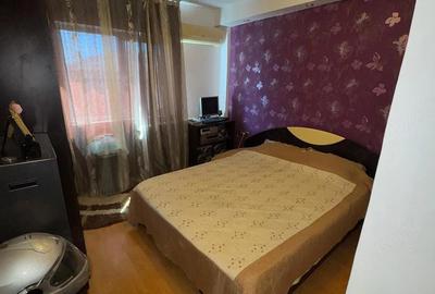 Apartament cu 3 camere decomandat în Central - 1