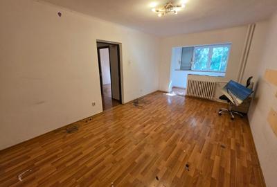 Apartament cu 2 camere decomandat în Titan - 16