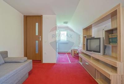 Casă individuală cu 21 camere cu Teren 1137 Mp în Moieciu - 44