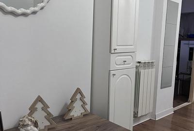 Apartament cu 3 camere decomandat în Central - 2