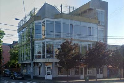 Spațiu comercial, de 150 mp, în Central - 6