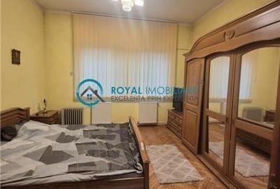 Royal Imobiliare - Vanzare Casa Zona Lupeni - 11
