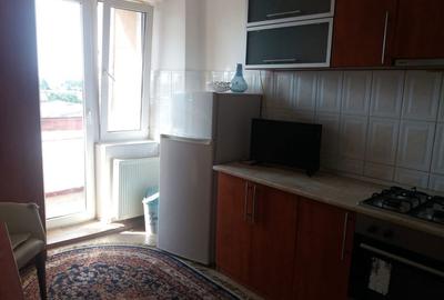 Apartament cu 3 camere semidecomandat în Central - 7