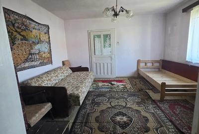 Casă cu 2 camere cu Teren 548 Mp în Crizbav - 2